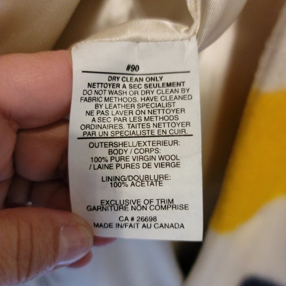 HUDSON'S BAY COMPANY HBC 100% Wool Blanket Coat - EXCELLENT CONDITION - Picture 12 of 14